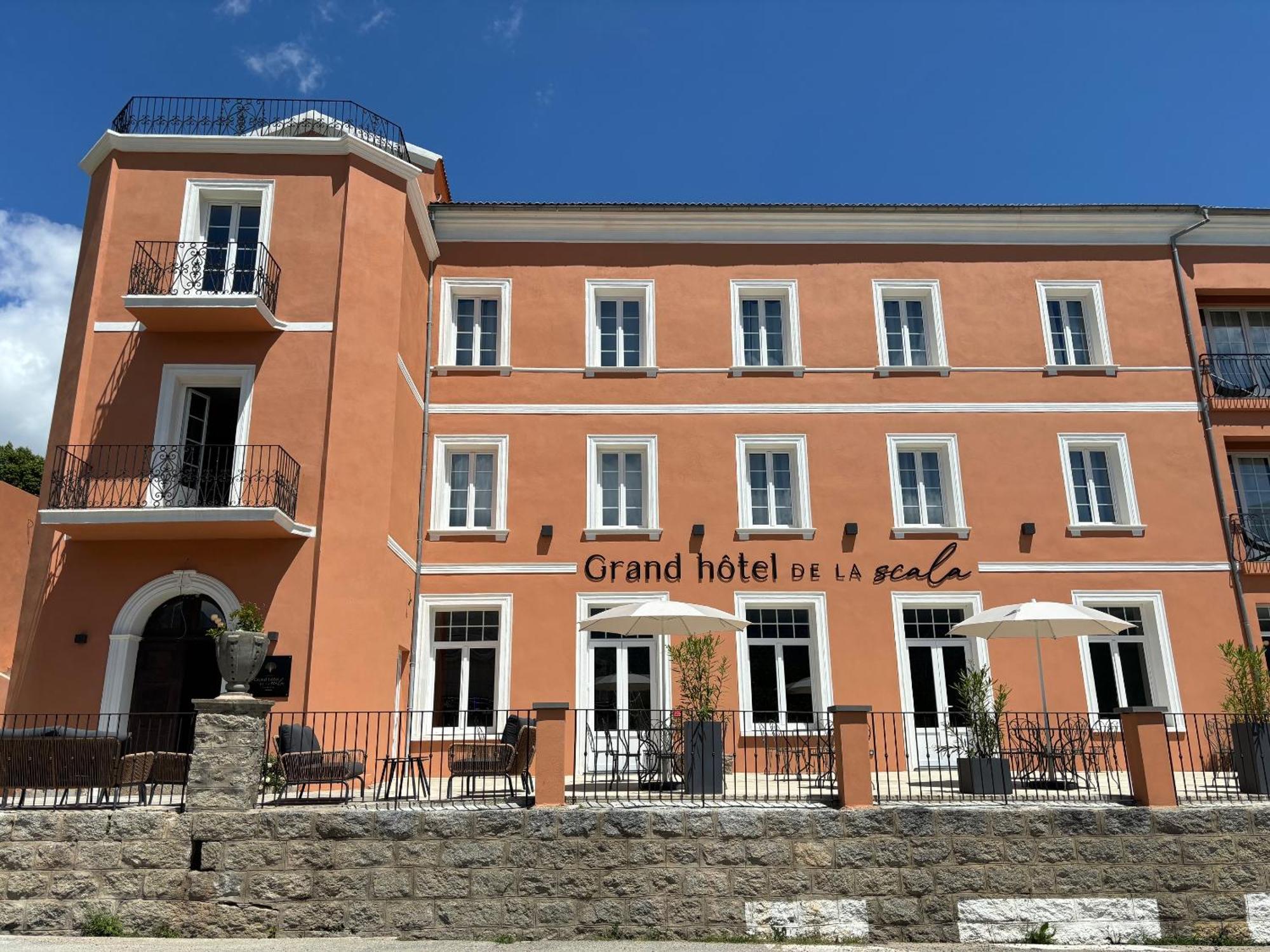 Grand Hotel De La Scala Calacuccia Exterior photo